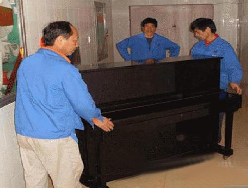 钢琴搬运